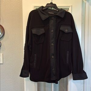 Lightweight Black Shirt Jacket with Collar size XL